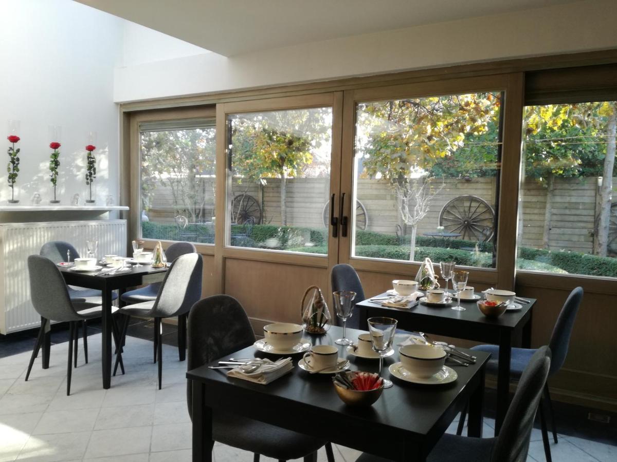Manoir Thoveke Hotel Lauwe Exterior photo